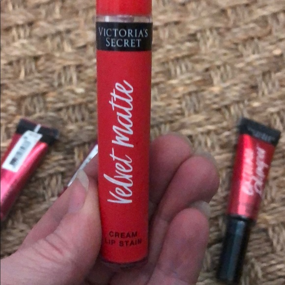 New VS Lip Bundle - Picture 6 of 7